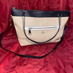 Coach Black and Cream Shoulder Bag